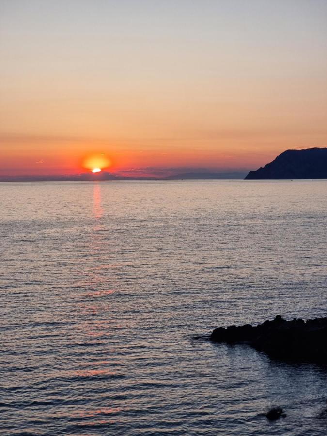 Ferienwohnung Ca De La Sunta Riomaggiore Exterior foto